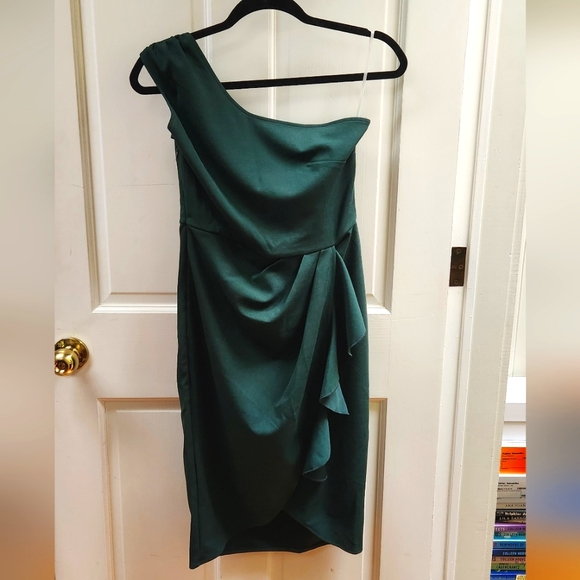 NWT! S Dark Green Cross Over Dress - Picture 1 of 6